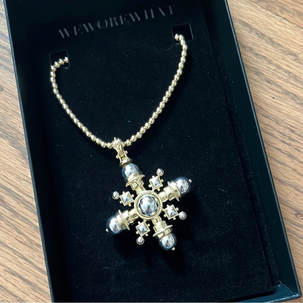 WEWOREWHAT NECKLACE